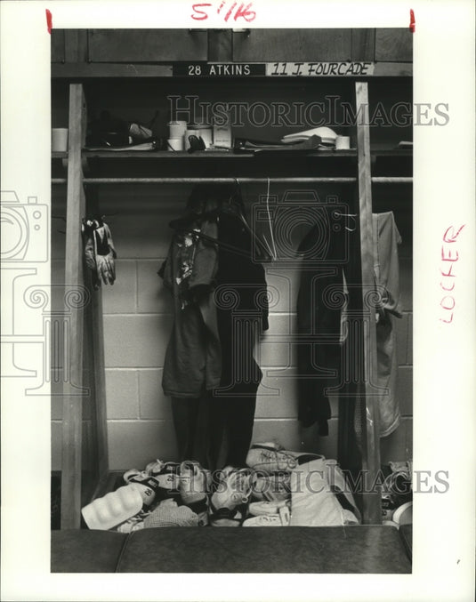 1987 Press Photo New Orleans Saints - Locker space at Saints' training camp. - Historic Images