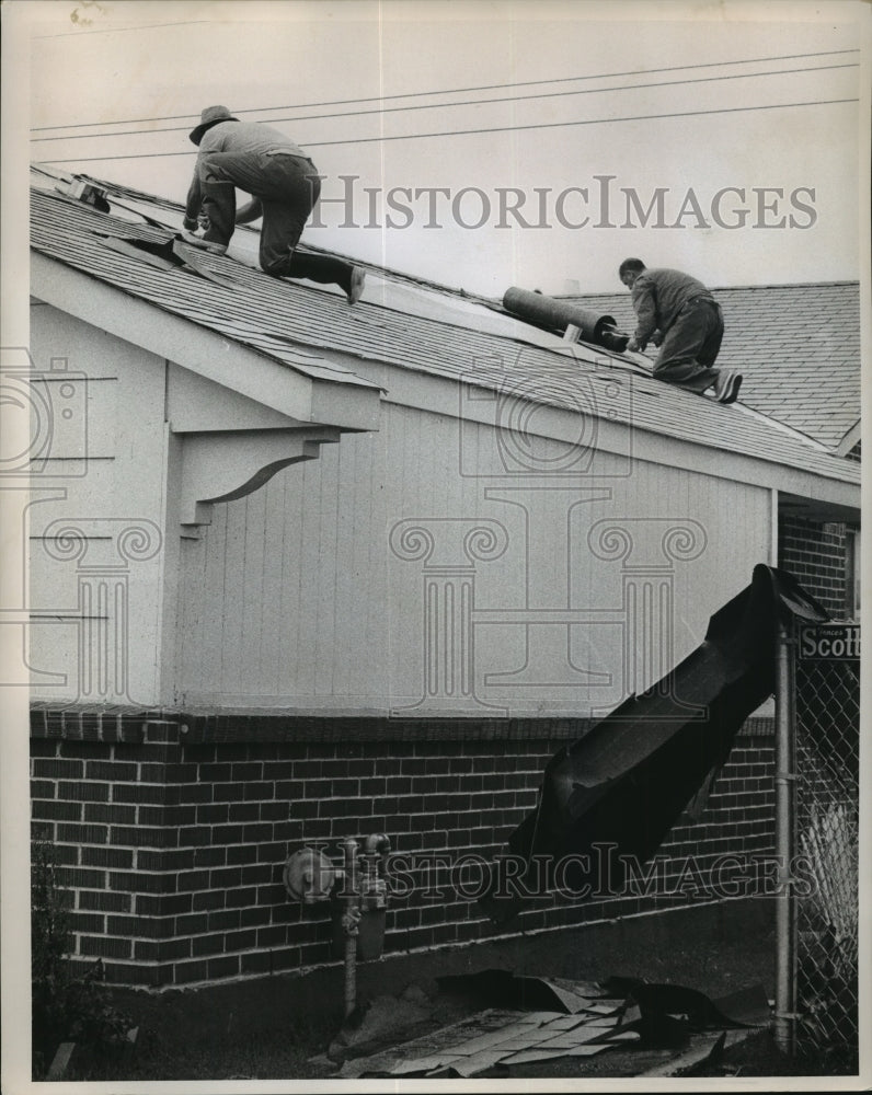 1964 Mader Home Roofers in Mississippi - Historic Images