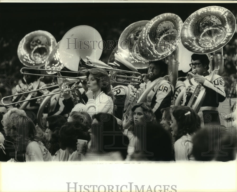 1980 Press Photo Band Plays During Sugar Bowl Halftime Activities - noa01977 - Historic Images