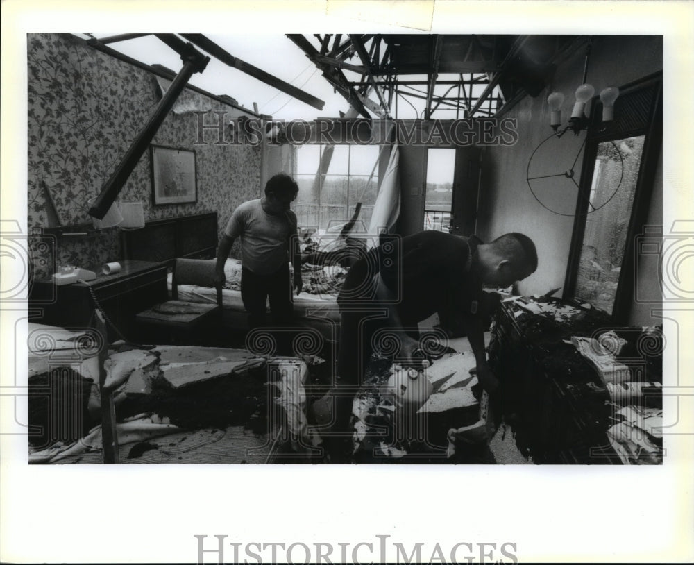 1992 Hurricane Andrew- Scene from damaged home caused by hurricane. - Historic Images