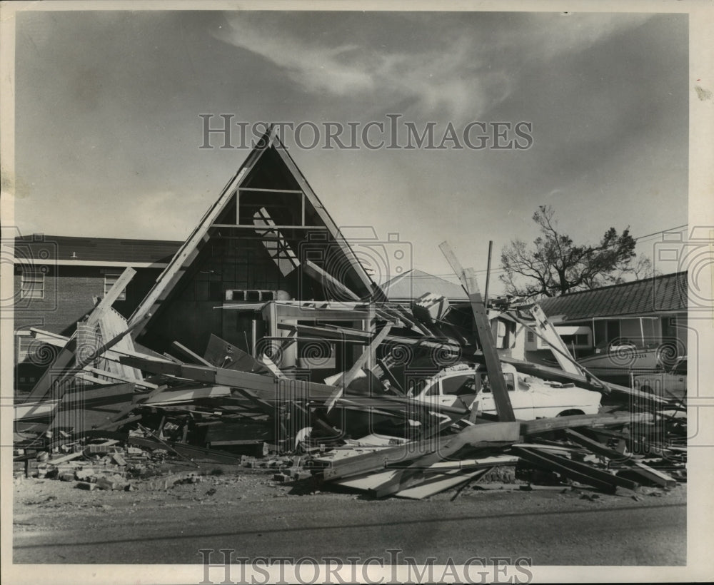 1965 Hurricane Betsy - The First Baptist Church demolished by storm. - Historic Images