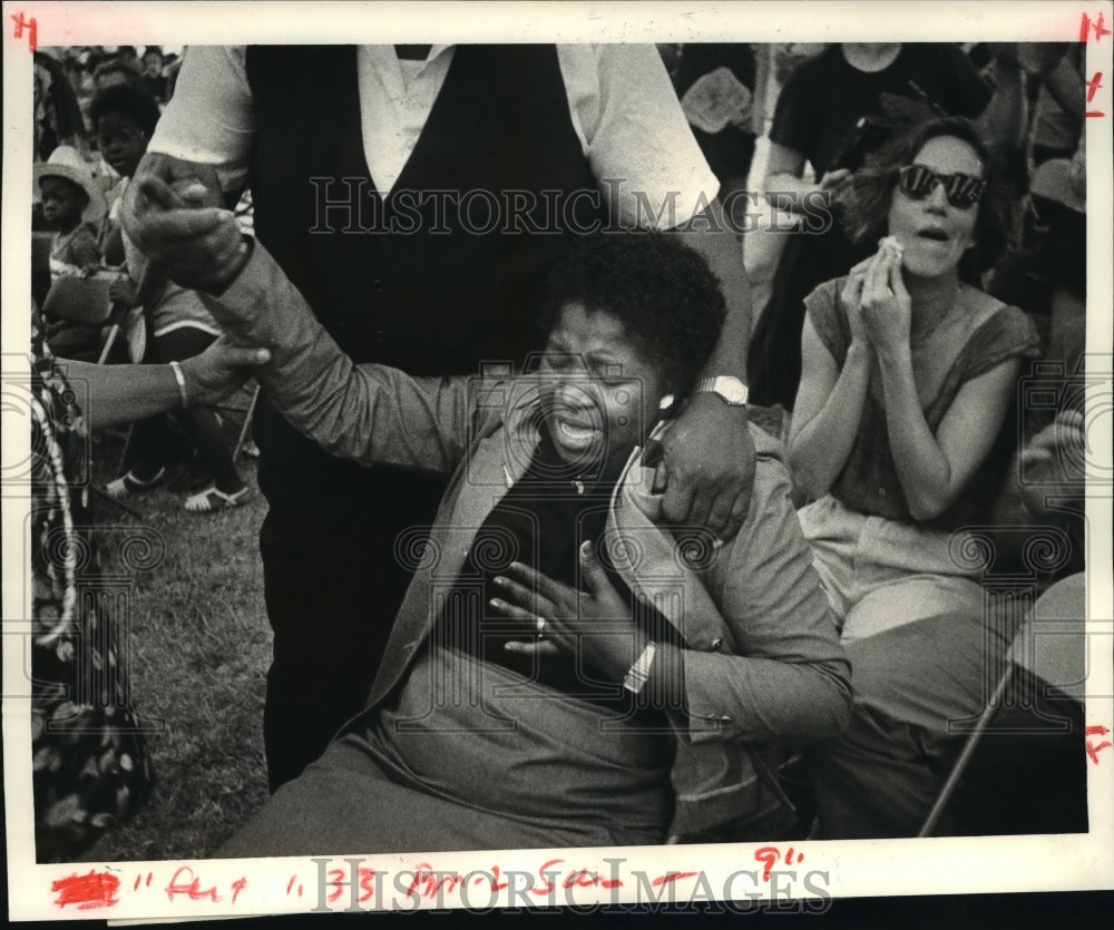 1984 Betty Lou Sanders at the Jazz and Heritage Festival - Historic Images