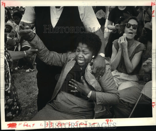 1984 Betty Lou Sanders at the Jazz and Heritage Festival - Historic Images