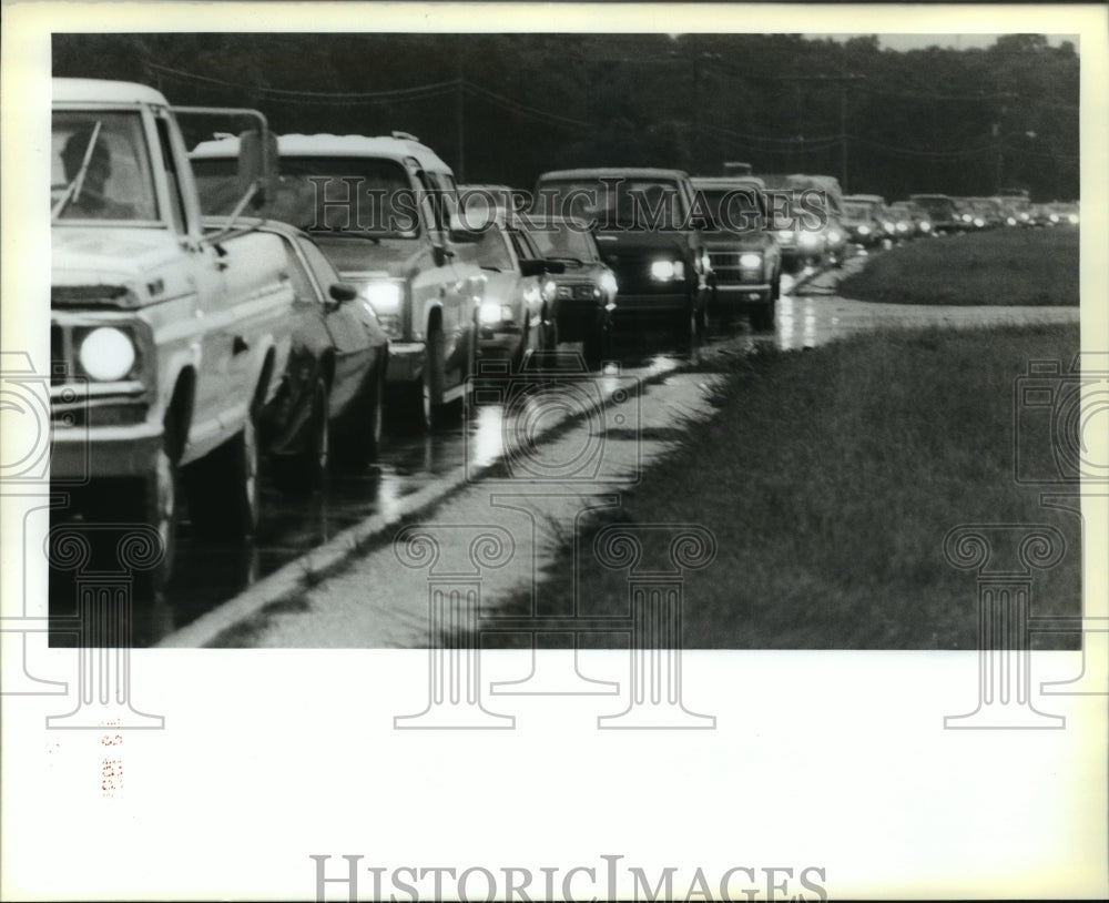 1988 Hurricane Florence. Traffic backup on Highway 23. - Historic Images