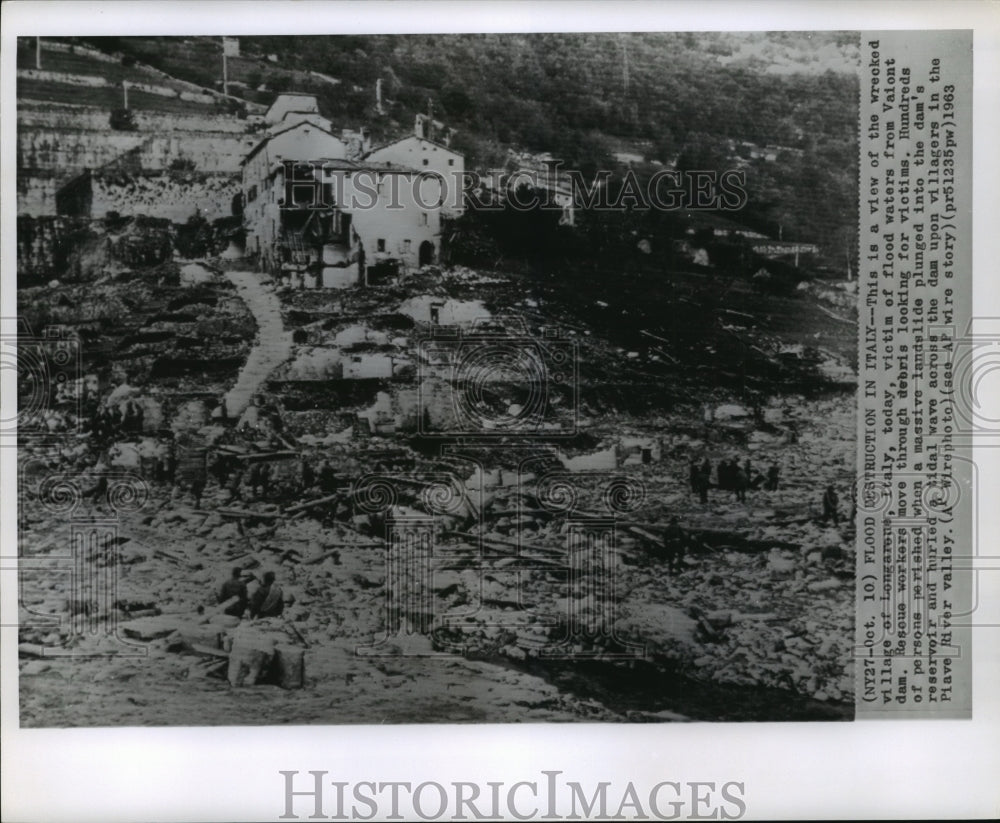 1963 Vaiont dam floods in Longarone, Italy - Historic Images