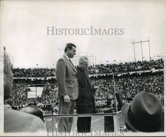 1968 Press Photo Sugar Bowl halftime show Wyoming Cowboys vs LSU - noa04823 - Historic Images