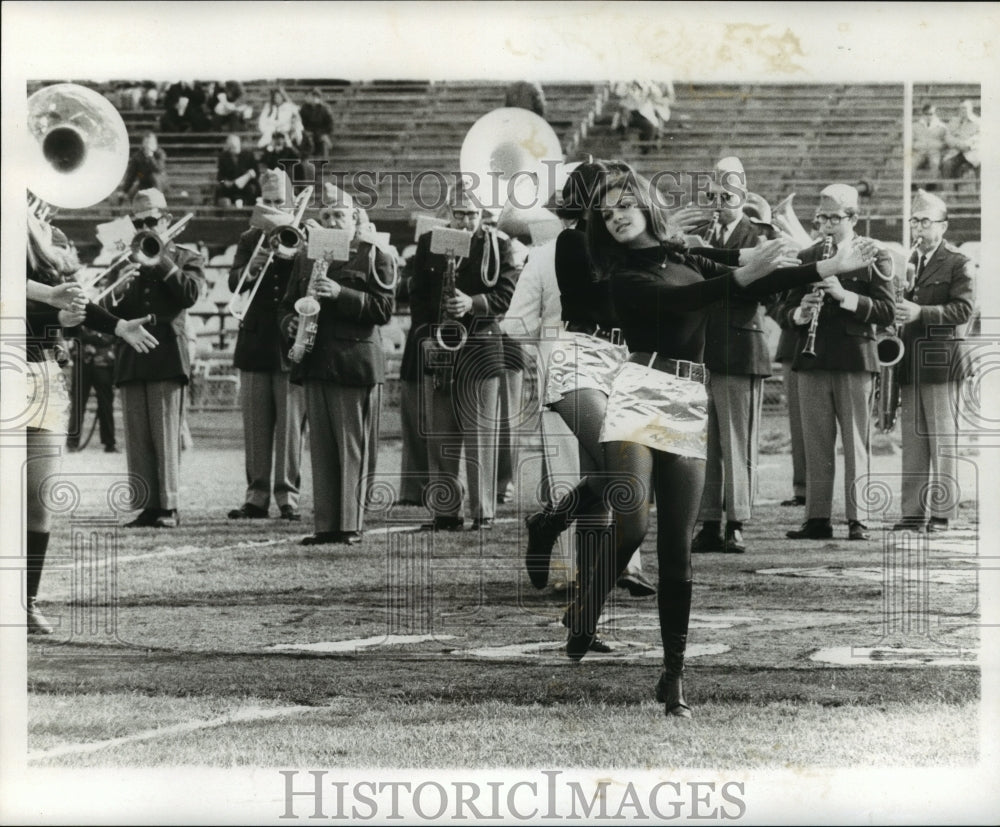 1970 Press Photo Sugar Bowl- American Legion Band performs. - noa04885 - Historic Images