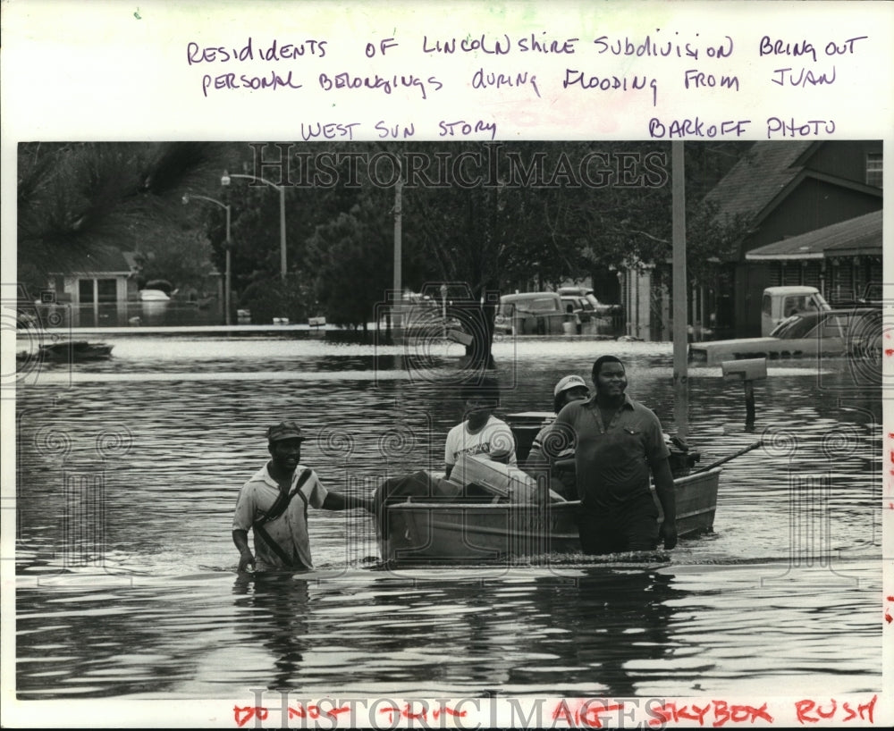 1985 Hurricane Juan - New Orleans Residents Save Belongings by Boat - Historic Images