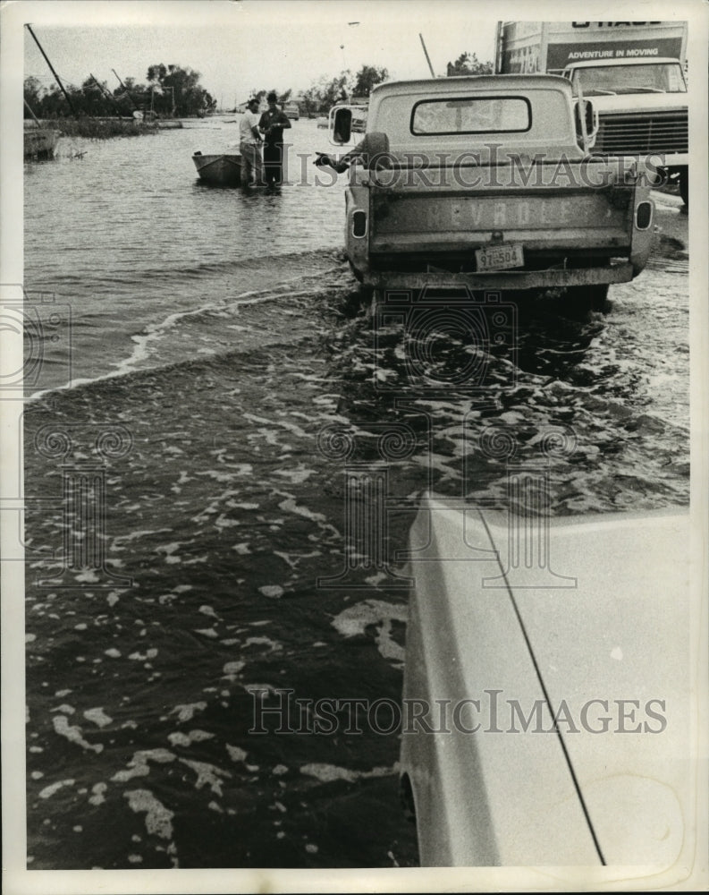 1969 Hurricane Camille- Floodwaters on La. 23 South. - Historic Images