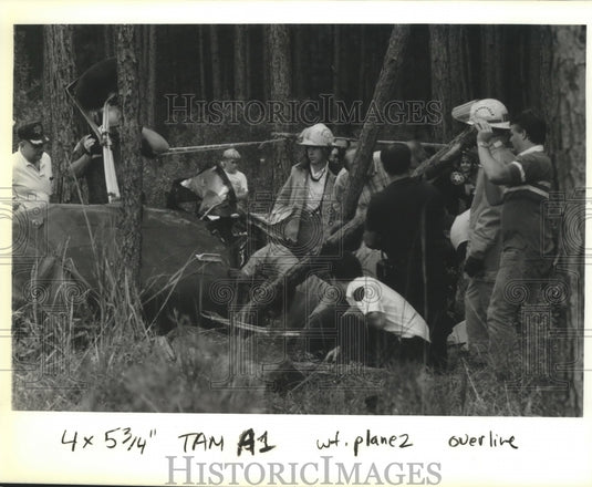 1989 Accident - Rescuers Work Airplane Accident - Historic Images