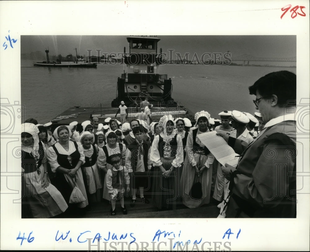 1985 Press Photo New Orleans Acadians- Descendents of 35 Acadian families. - Historic Images