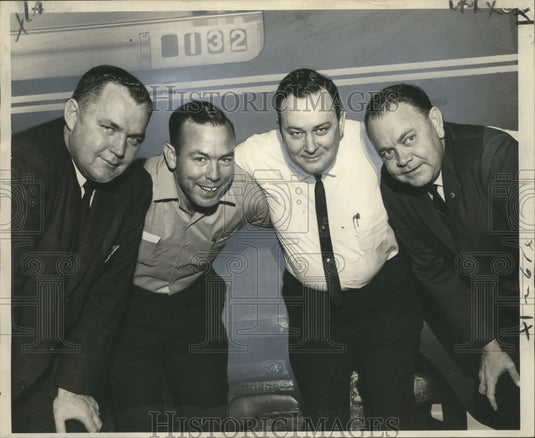 1964 Sugar Bowl-Giving good old college yell for both teams. - Historic Images