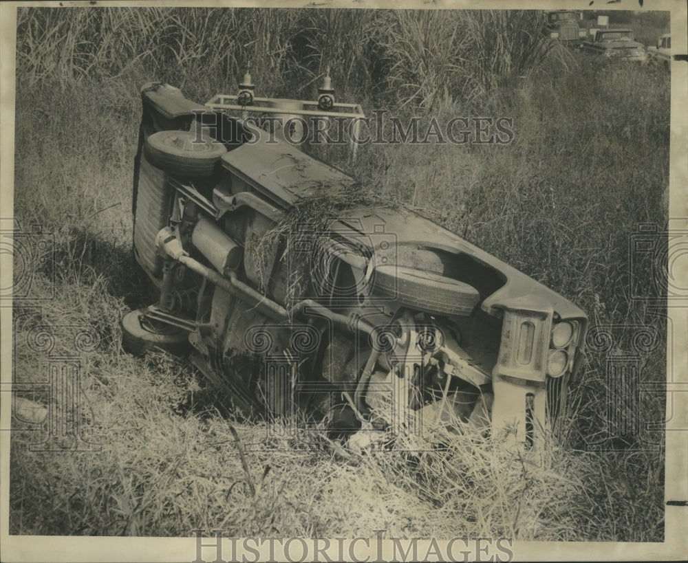 1967 Accidents-Auto struck by Kansas City Southern freight train. - Historic Images