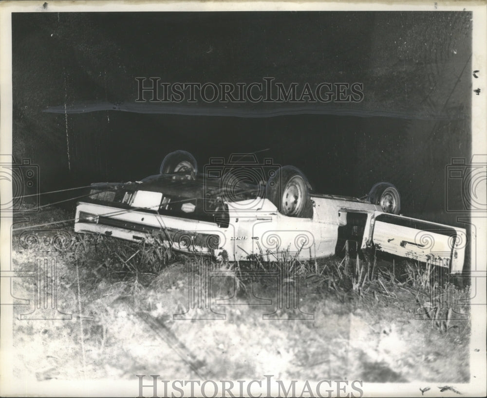1968 Accidents- The car in which three died is pulled from canal. - Historic Images