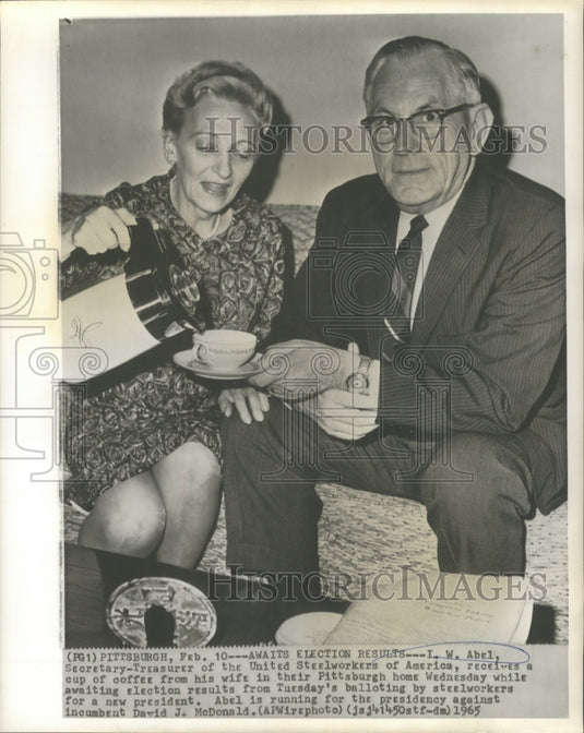 1965 Press Photo I.W. Abel, secretary treasurer of United Steelworkers with wife-Historic Images