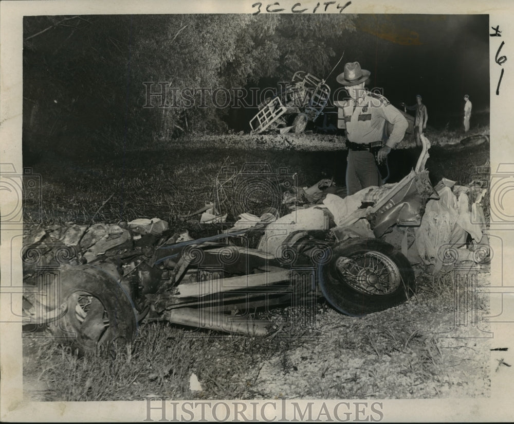 1965 Press Photo Auto Accident-State Trooper Arthur Terrebonne Stands Near Wreck- Historic Images