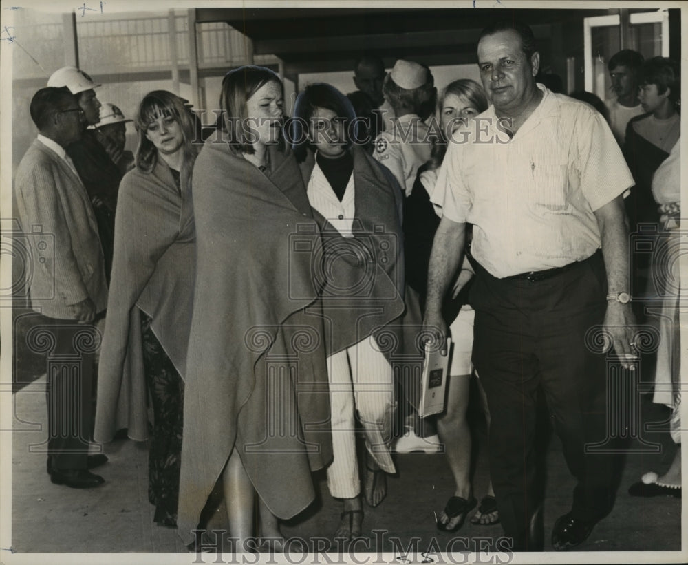 1967 Press Photo Airplane Accidents-Students from Rich Central High School. - Historic Images