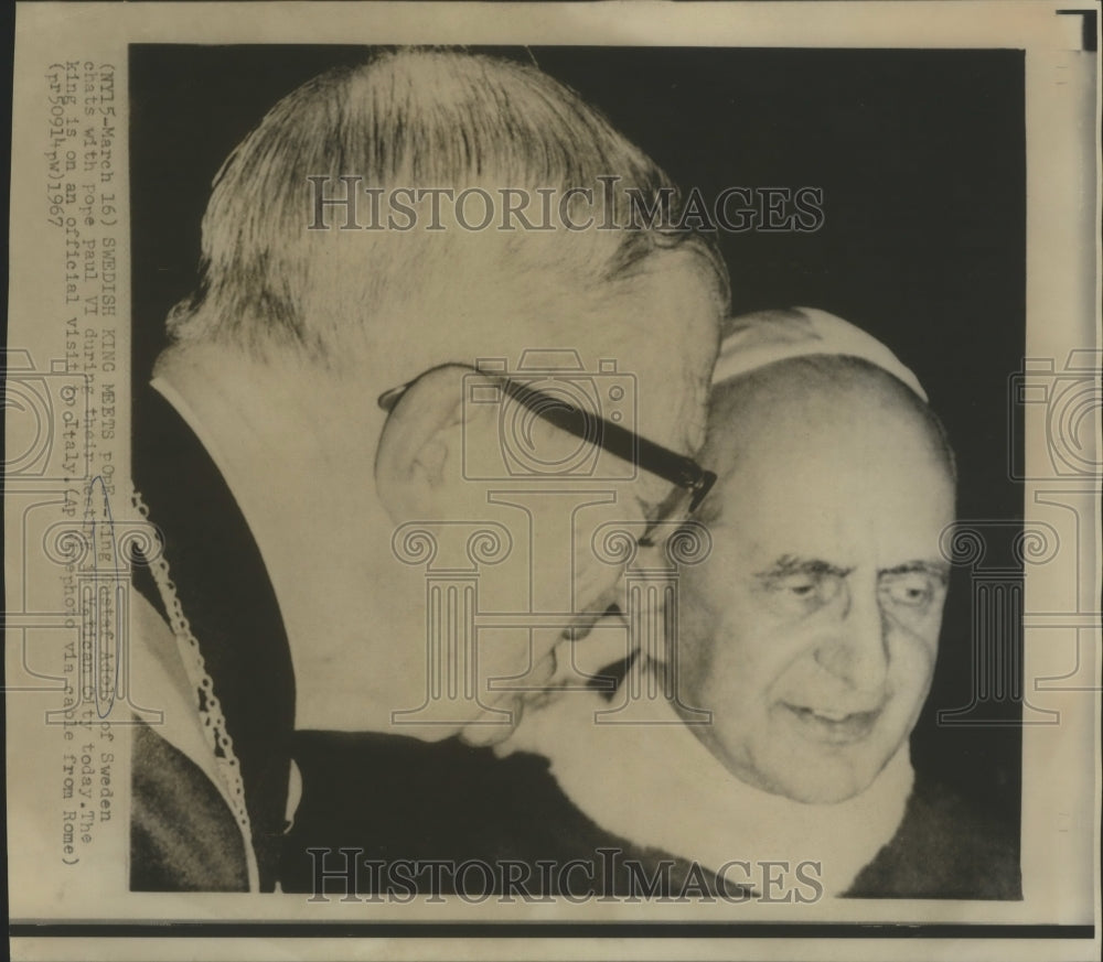 1967 King Gustaf Adolf of Sweden Talks with Pope Paul VI  - Historic Images