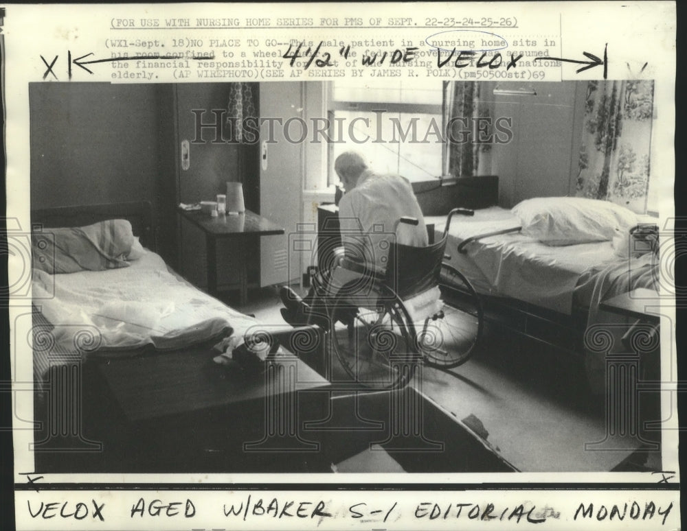 1969 Press Photo Nursing Home - A male patient confined to a wheel chair. - Historic Images