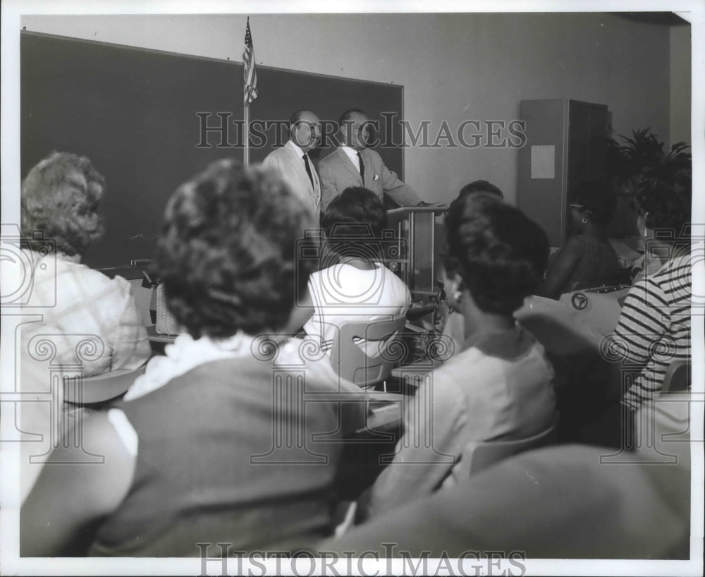 1968 Mayor Speaks at the Adult Education Center  - Historic Images