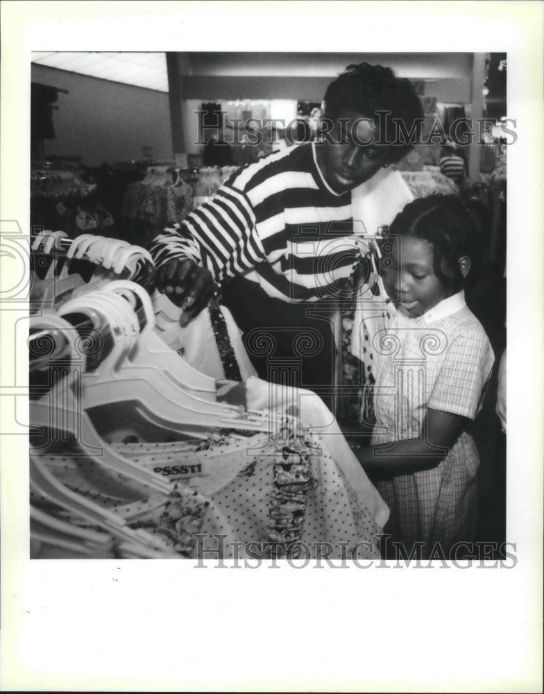 1991 Alice Chapman Takes Charmaine of Social Services Shopping - Historic Images