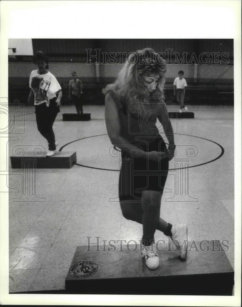 1990 New Orleans - Toni Lapworth Leads Aerobics at Greenlawn Gym - Historic Images