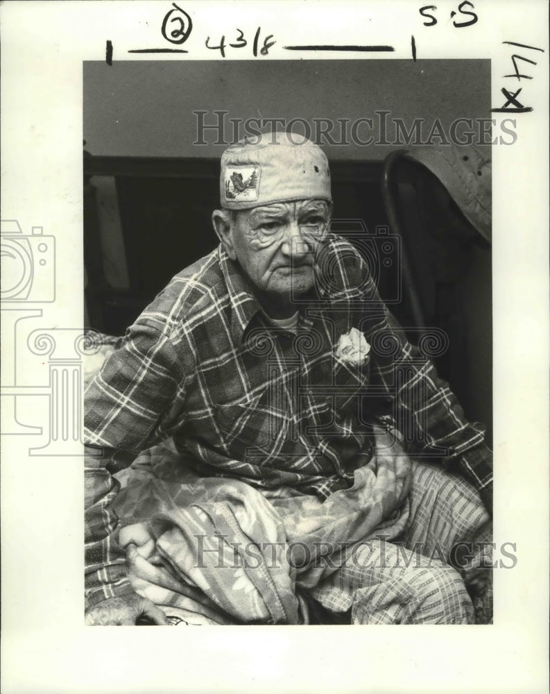 1980 Henry Juan, 82, says a nursing home is not an option. - Historic Images