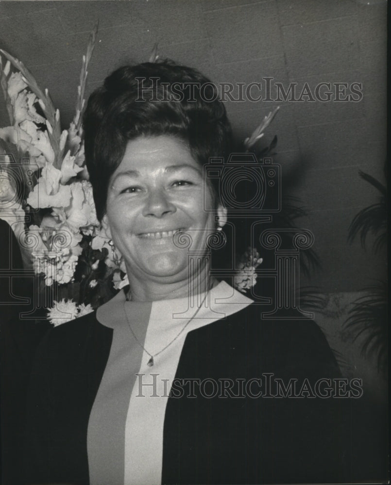 1975 Press Photo Margery De Noux Adams - noa09780 - Historic Images