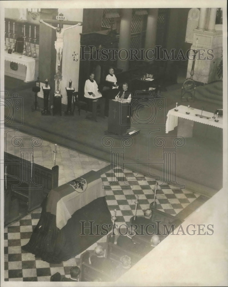 1967 Press Photo Mass said at St. Louis Cathedral for Konrad Adeneur.- Historic Images