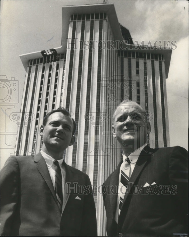 1966 Wayne K. Adams of The United Fund with Wallace B. Schmitz - Historic Images