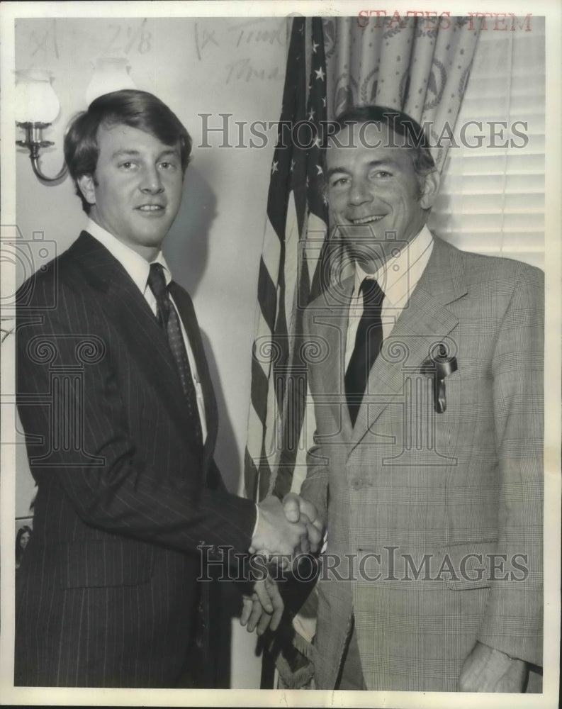 1977 Press Photo Tim Alexander, 21 selected as a summer intern for Sen. Johnson - Historic Images