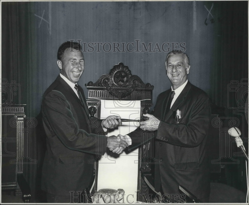 1966 Elks Lodge, New Orleans; William Aitken named Exalted Leader - Historic Images