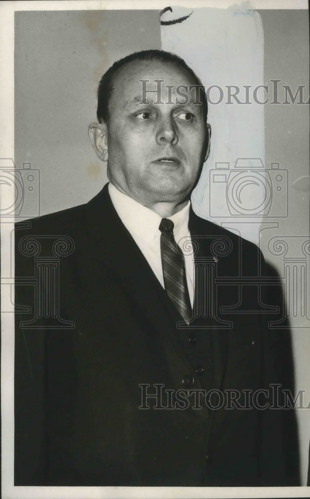 1967 W. H. Akers caught off guard by camera - Historic Images