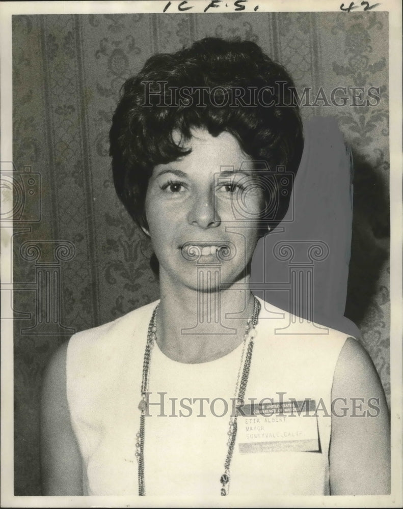 1972 Press Photo Mayor Etta Albert head shot - Historic Images