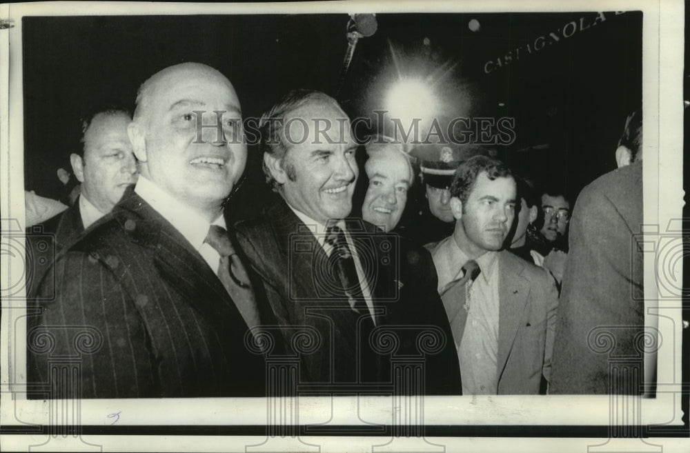 1972 Press Photo Sen. George M'Govern, Mayor Joseph Alioto & Sen Hubert Humphrey - Historic Images