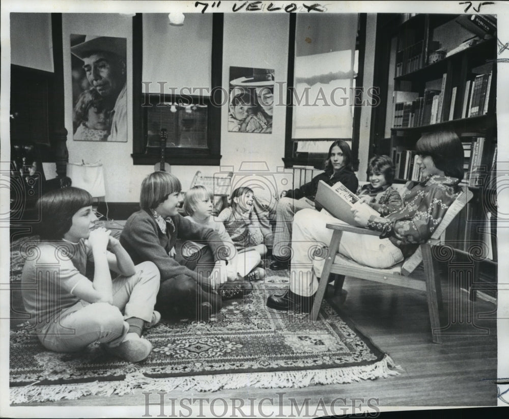 View of A Learning Place for gifted children of Orleans Parish. - Historic Images