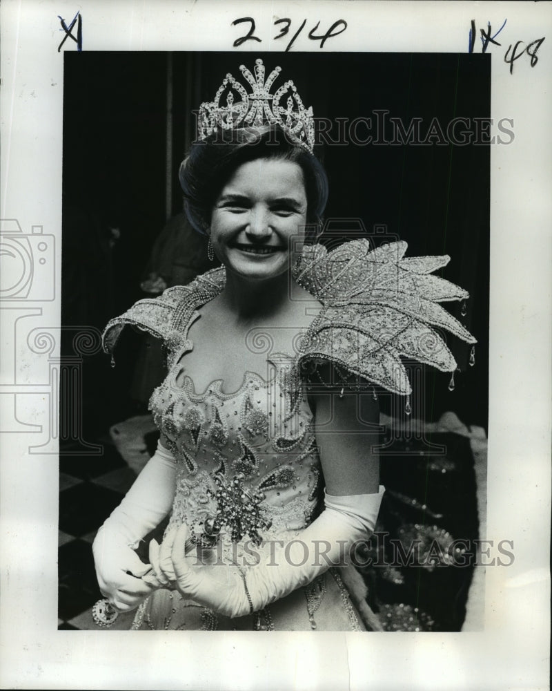 1978 Press Photo Mary Brooks Soule Allen, as Queen of the Carnival Ball. - Historic Images