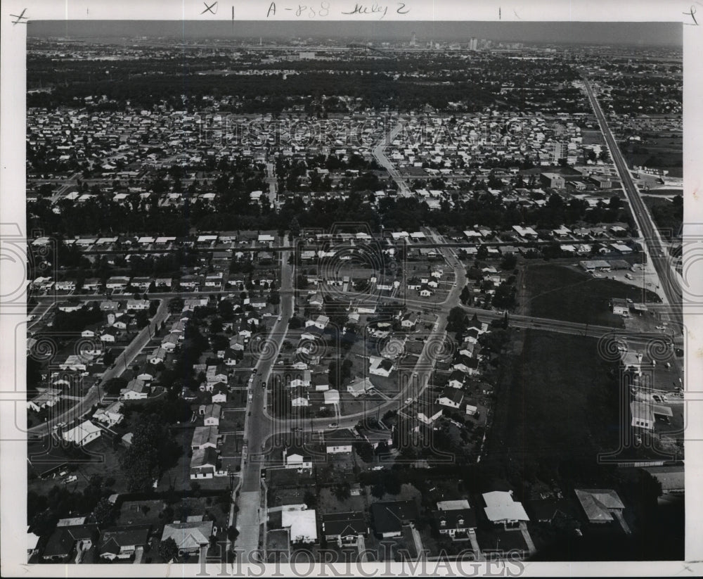 1967 Press Photo An aerial view of the Aurora section of Algiers - Historic Images