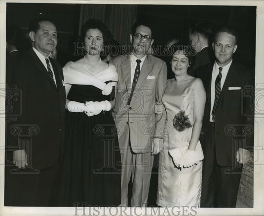 1960 Press Photo Mr. and Mrs. Fernando Alvarado & Dr. and Mrs. Raul Reyes. - Historic Images