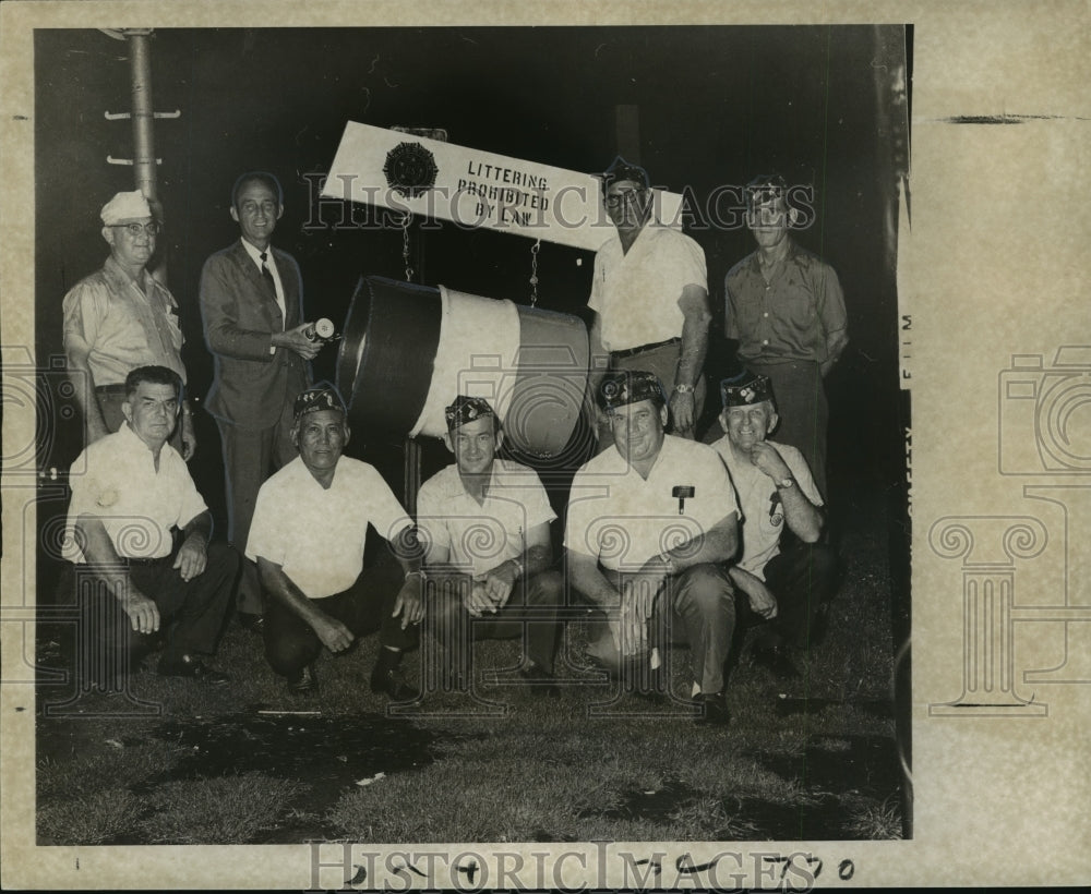 1970 Press Photo Lawrence J. Griffin Post 206, American Legion donates barrels. - Historic Images