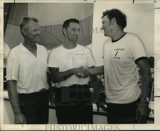 1970 Press Photo Tom Allen, Jim Carson & Louis Pocharski at Lake Ponchartrain - Historic Images