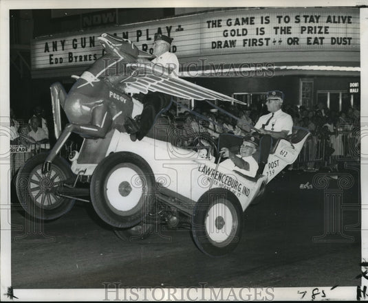 1968 Press Photo American Legion National Convention Parade "Marquee" game - Historic Images