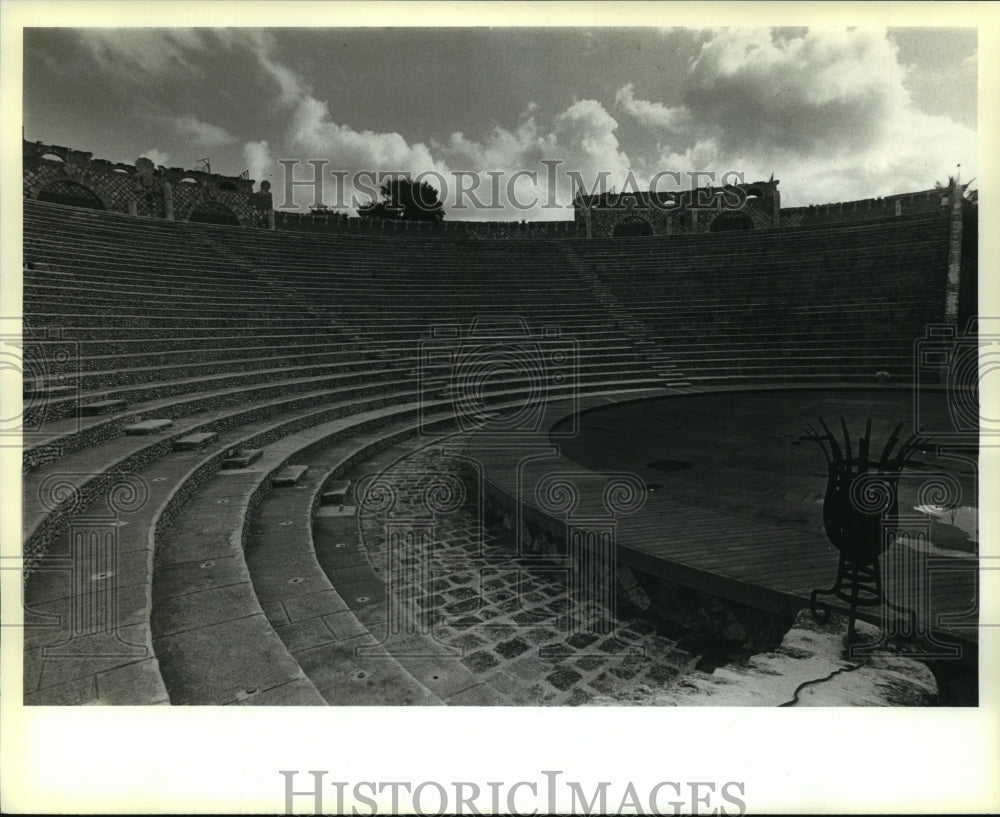 1984 Press Photo Altos de Chavon art colony in Dominican Republic - Historic Images