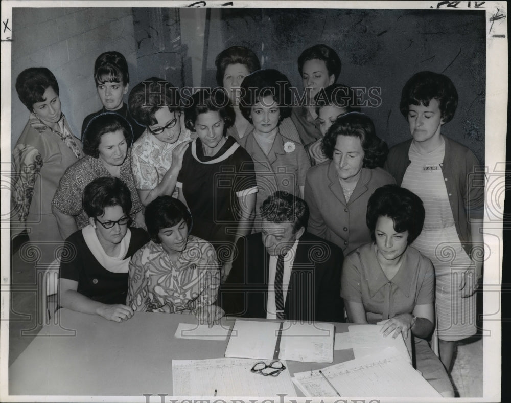 1967 Judge Braniff with Prytania&#39;s Gentilly Private School Parents - Historic Images