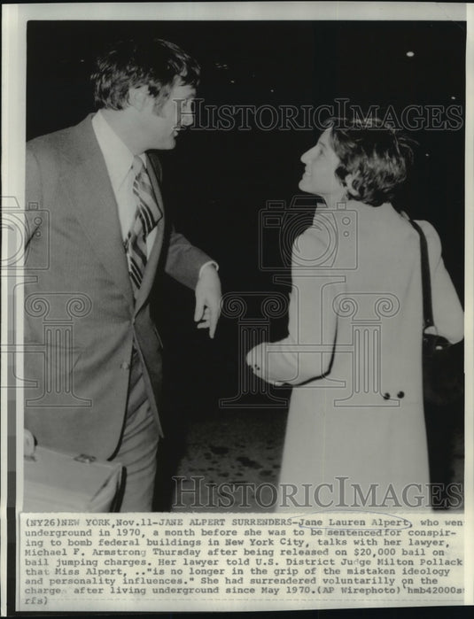 1974 Press Photo Jane Lauren Alpert with lawyer Michael F. Armstrong - Historic Images