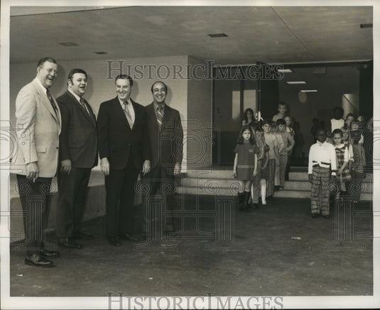 1971 Press Photo Anastasia Alexander Elementary School board members - Historic Images