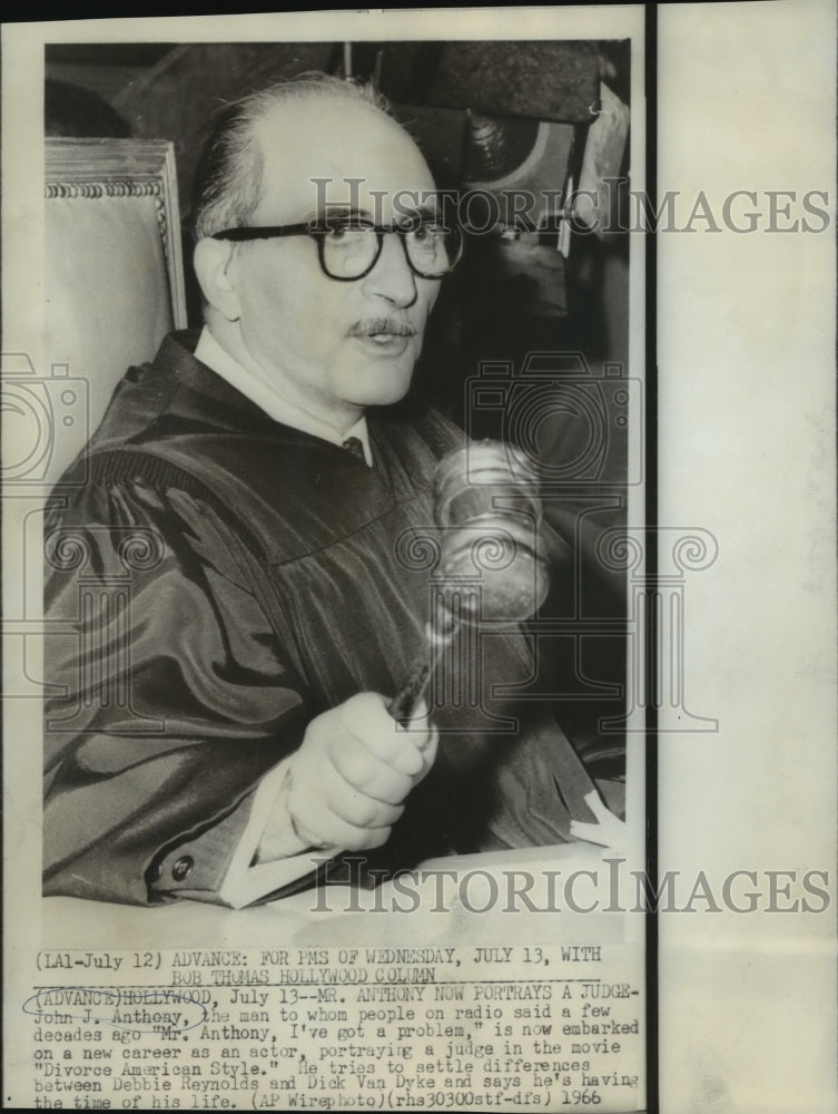 1966 Press Photo John J. Anthony Portrays a Judge in Divorce American Style - Historic Images