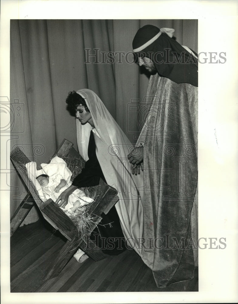 1985 Press Photo Actors in Nativity Scene, Angels Square, Bridge City, Louisiana - Historic Images