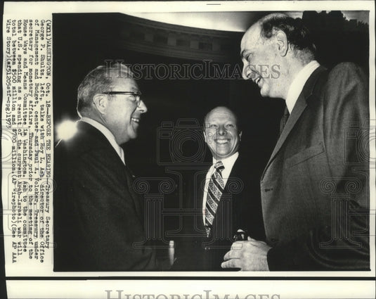 1973 Press Photo George Shultz with Roy Ash & Paul Volcker Prior to Hearing - Historic Images