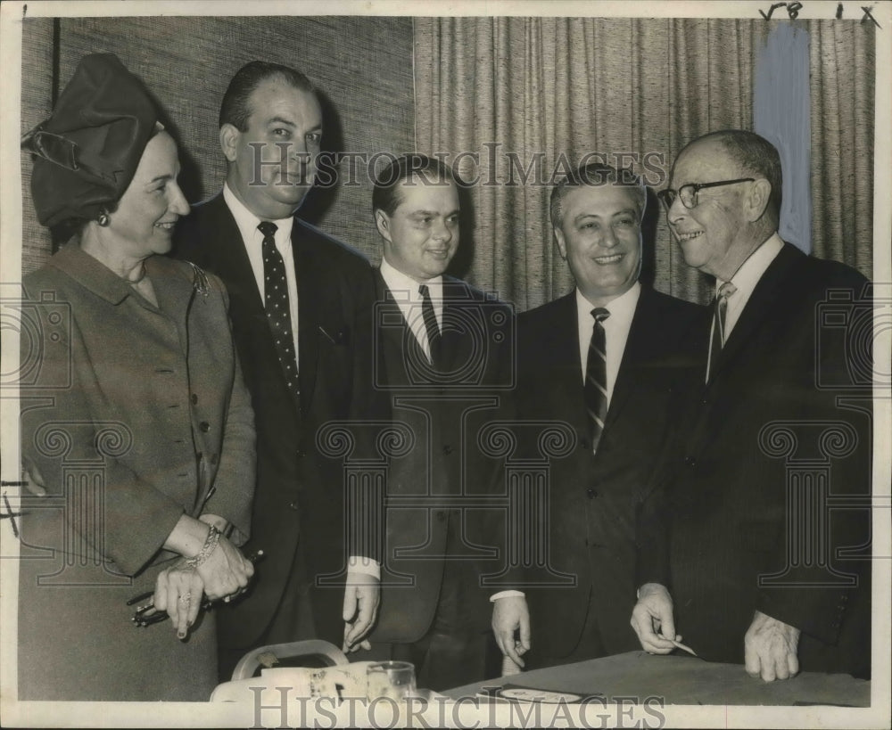 1966 Officers of Greater New Orleans Hotel &amp; Motel Association - Historic Images